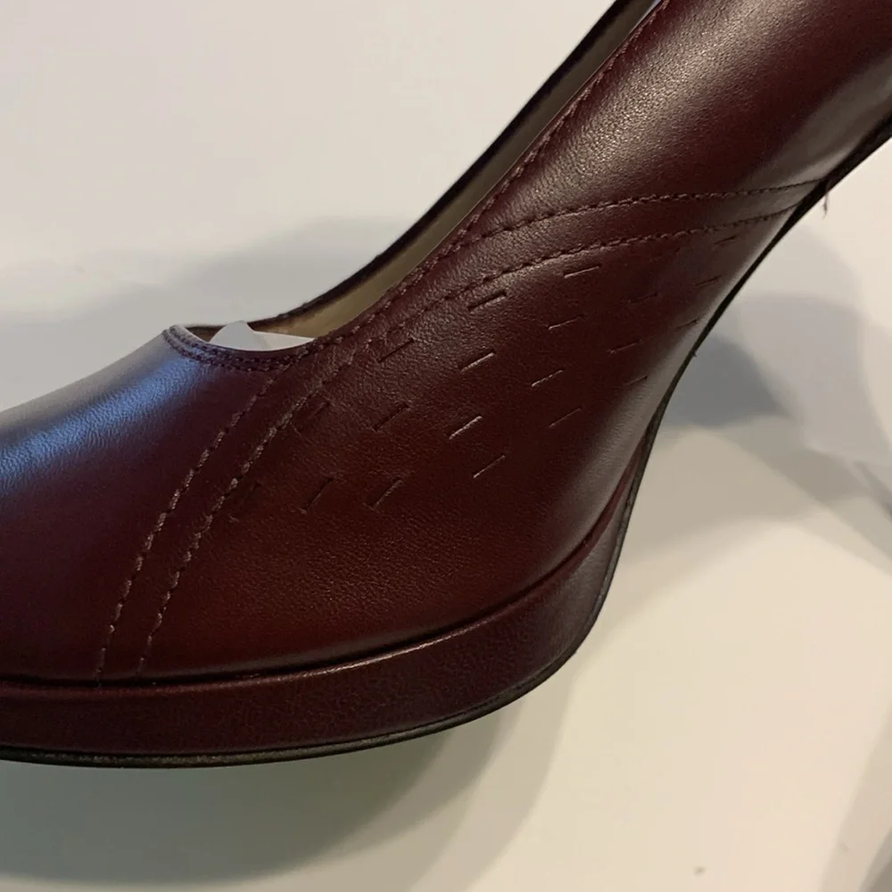 Julie Lopez Burgundy Leather Carli 4” Pump Heels